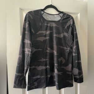 Athleta NWT Long Sleeve Rashguard Women’s XL